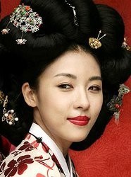 Hwang Jin Yi