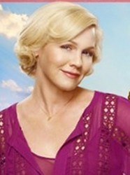 Jennie Garth: A Little Bit Country